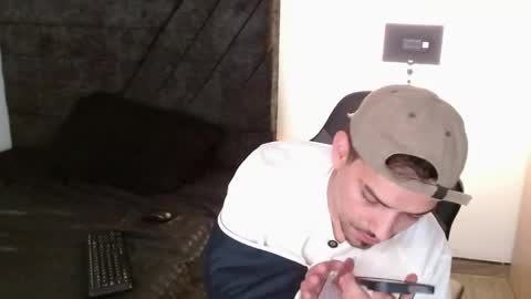 Ian Davis online show from April 20, 4:20 pm