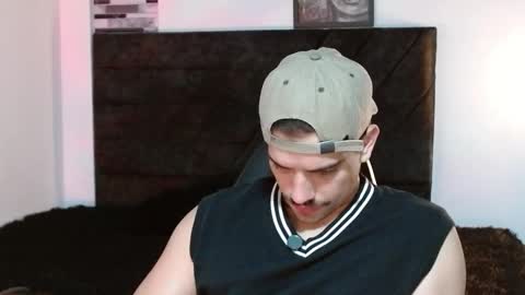 Ian Davis online show from March 26, 2:26 am