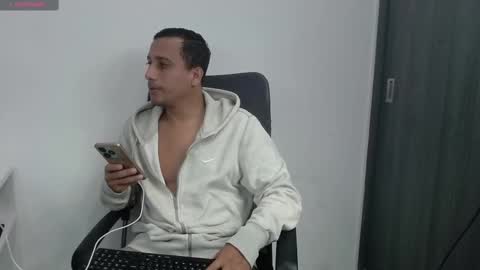 ian_taylor_xxx online show from January 27, 2:10 am