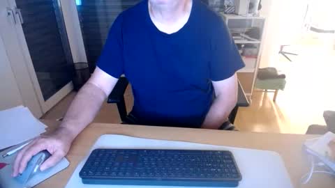 iandy12 online show from October 26, 10:45 pm