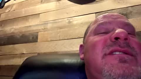 icanmakeyousquirt69 online show from March 19, 6:16 am