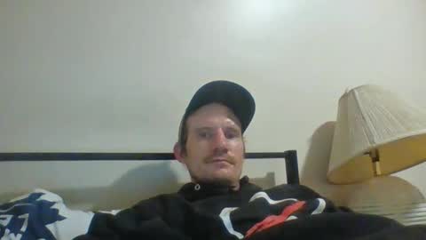 icetwerller online show from June 10, 6:26 am