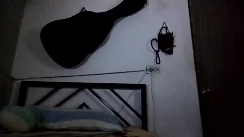 ichigoarrecho online show from September 30, 3:56 am