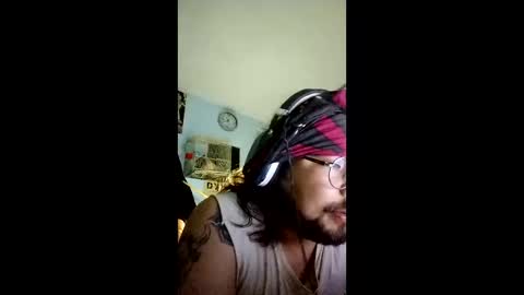 ichigoarrecho online show from January 8, 3:34 am