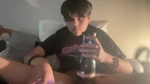 idk12327 online show from March 7, 7:41 am