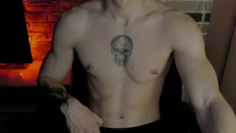 yo online show from April 11, 8:01 pm