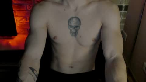 yo online show from April 12, 8:10 pm