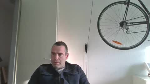 idontknowwhy1 online show from November 7, 8:28 am