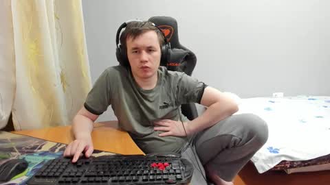 iliaskris online show from January 8, 5:51 pm