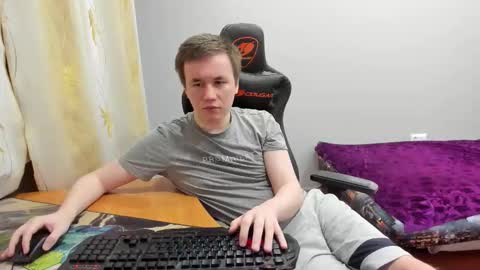 iliaskris online show from December 14, 1:12 am