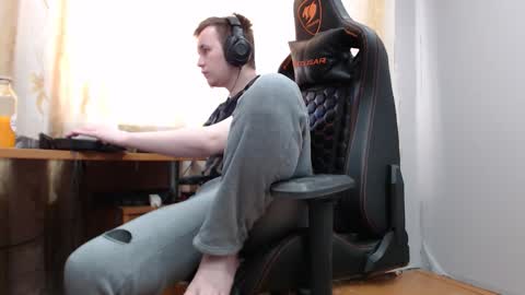 lord online show from November 19, 9:09 am