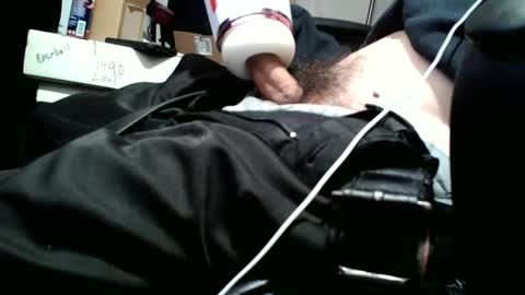 Snapshot of iliketofuck1975 chatting on October 22, 9:02 am iliketofuck1975 online show from October 22, 9:02 am