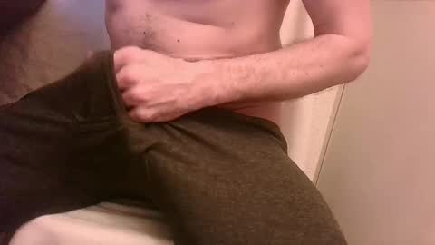 Snapshot of illubricat chatting on February 3, 9:39 pm illubricat online show from February 3, 9:39 pm