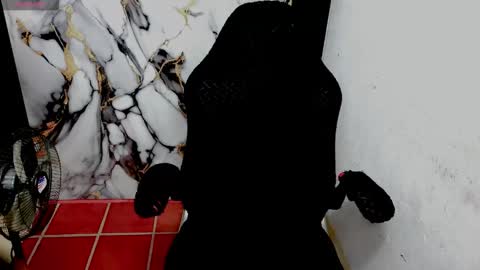 im_david01 online show from February 17, 12:37 pm