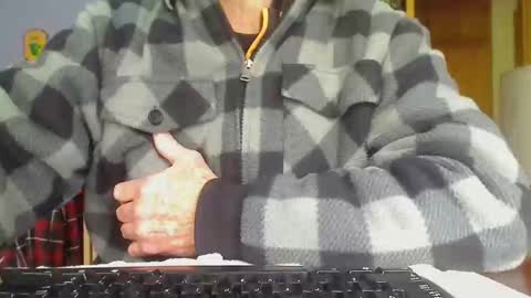 Aussie Guy online show from November 17, 3:42 am