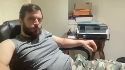 imightgetnaked online show from April 18, 5:31 am