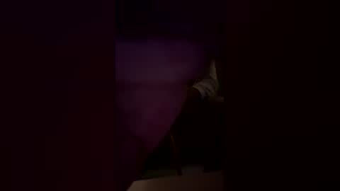 imlightskn online show from March 25, 10:08 am