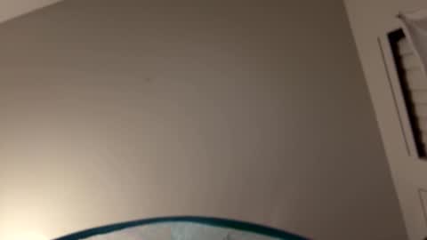 imlightskn online show from April 24, 9:55 am