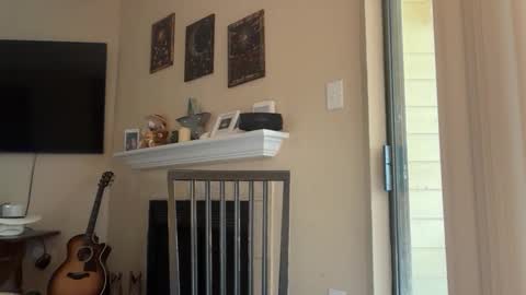 Inmate1993 online show from April 1, 4:37 pm