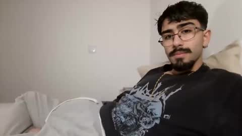 incubus online show from December 13, 8:54 am