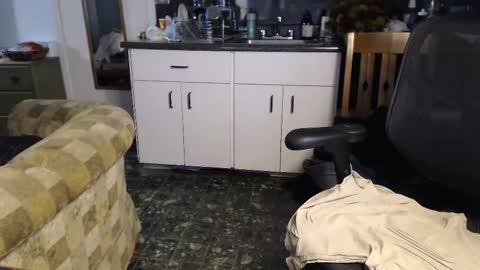 Mark online show from November 6, 5:43 am