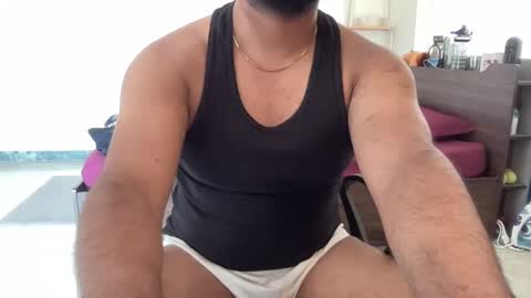 indianhorny20 online show from January 6, 9:52 am