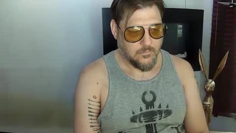 BroLOU online show from March 11, 9:15 pm