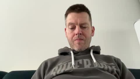 InterestedHun online show from March 10, 10:28 am