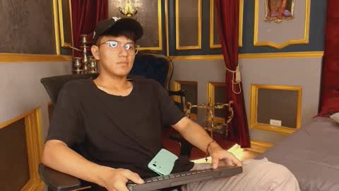 isaac_grimm online show from January 10, 3:23 am