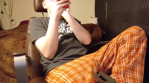 isaac online show from January 13, 4:18 am