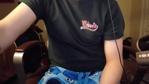 isaac online show from November 15, 6:15 am