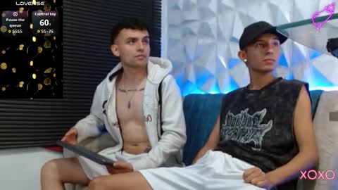 Isaac tan online show from November 18, 3:10 am