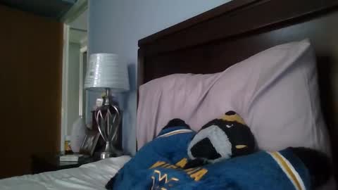 youngking online show from March 4, 10:06 pm