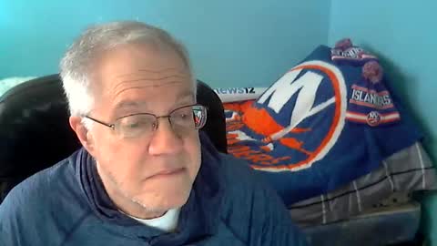 islesman22 online show from May 31, 3:33 pm