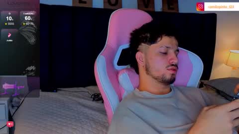 Issac online show from March 20, 4:38 am