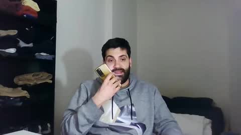 Snapshot of italianboybcn chatting on January 22, 7:35 am italianboybcn online show from January 22, 7:35 am