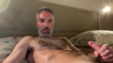 italiantoyboy84 online show from April 21, 10:38 pm