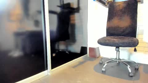 Italo Moore online show from September 29, 11:30 am