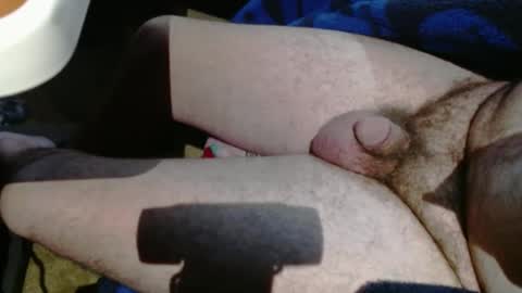 itissnowing online show from February 1, 12:29 am