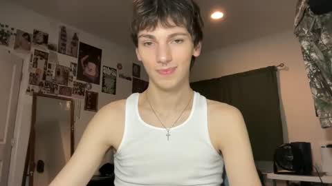 Snapshot of its_rowan chatting on October 9, 1:32 am Rowan online show from October 9, 1:32 am