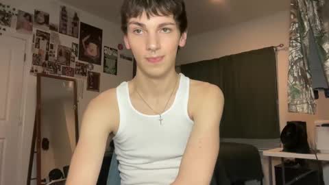 Snapshot of its_rowan chatting on October 2, 1:53 am Rowan online show from October 2, 1:53 am