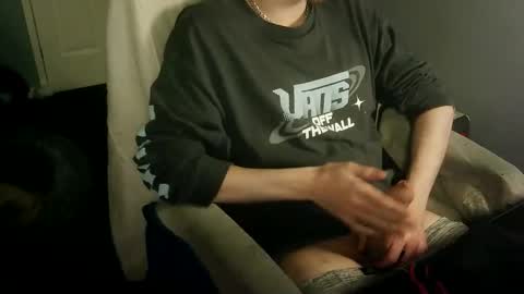 Snapshot of itsnotliam834 chatting on October 1, 2:04 am itsnotliam834 online show from October 1, 2:04 am