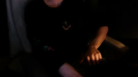 Snapshot of itsnotliam834 chatting on January 2, 10:33 pm itsnotliam834 online show from January 2, 10:33 pm