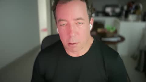 chat with me to find out online show from December 22, 3:44 am