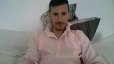 Snapshot of iyoperro chatting on October 21, 1:03 pm Casandro online show from October 21, 1:03 pm