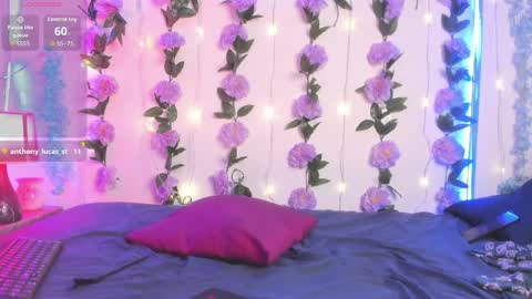 izan online show from March 30, 6:42 pm