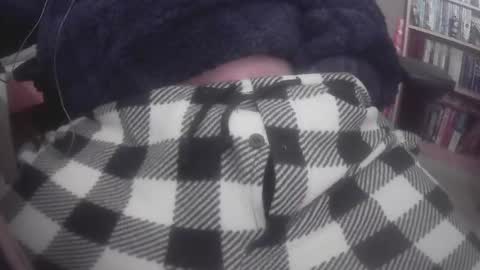 Stuart online show from February 15, 2:58 am