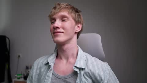 Danny online show from April 3, 4:09 am