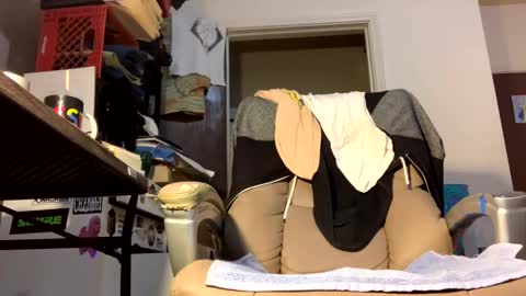 Snapshot of j_boogie_mane chatting on March 12, 11:33 pm j boogie online show from March 12, 11:33 pm