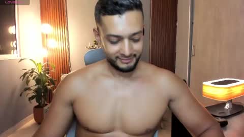 Calix  Independient model Insta and twt Calixsnake online show from July 22, 11:52 pm